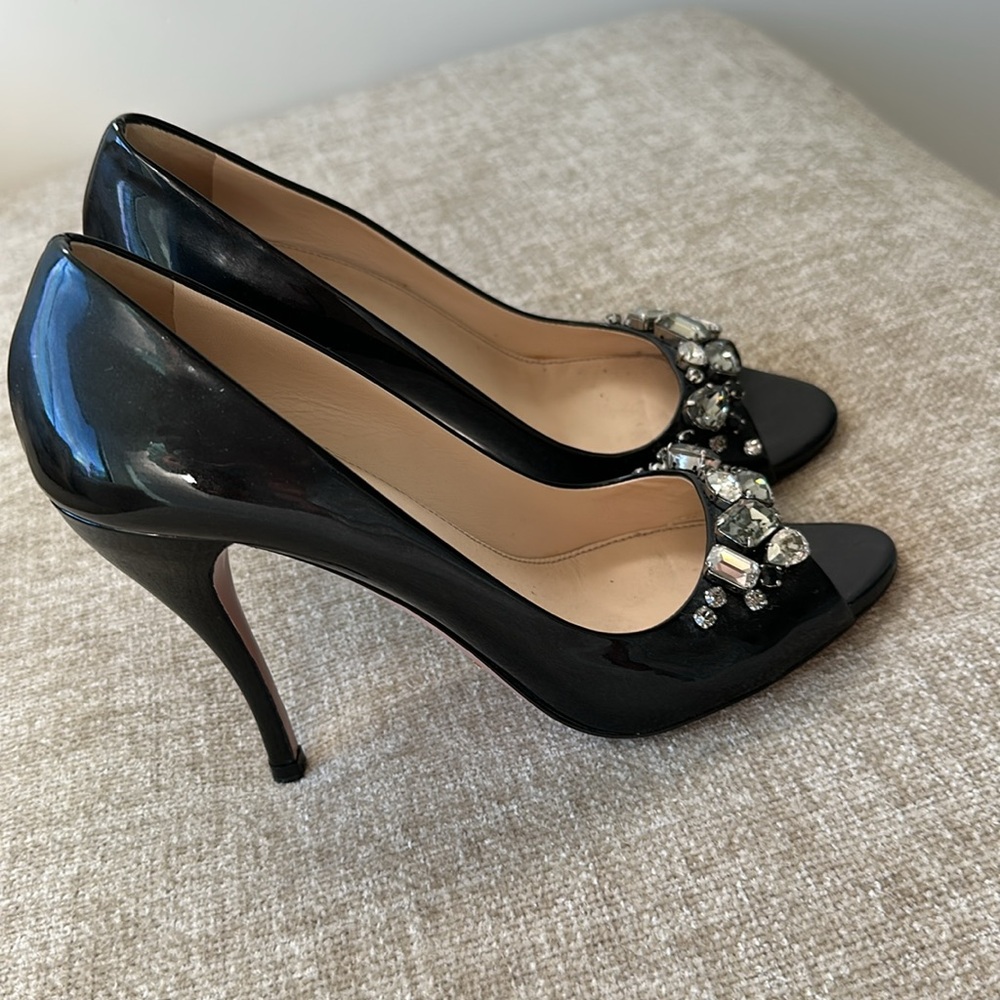 Prada Jeweled Black Patent Leather Pumps Size 38.5 - Picture 3 of 5